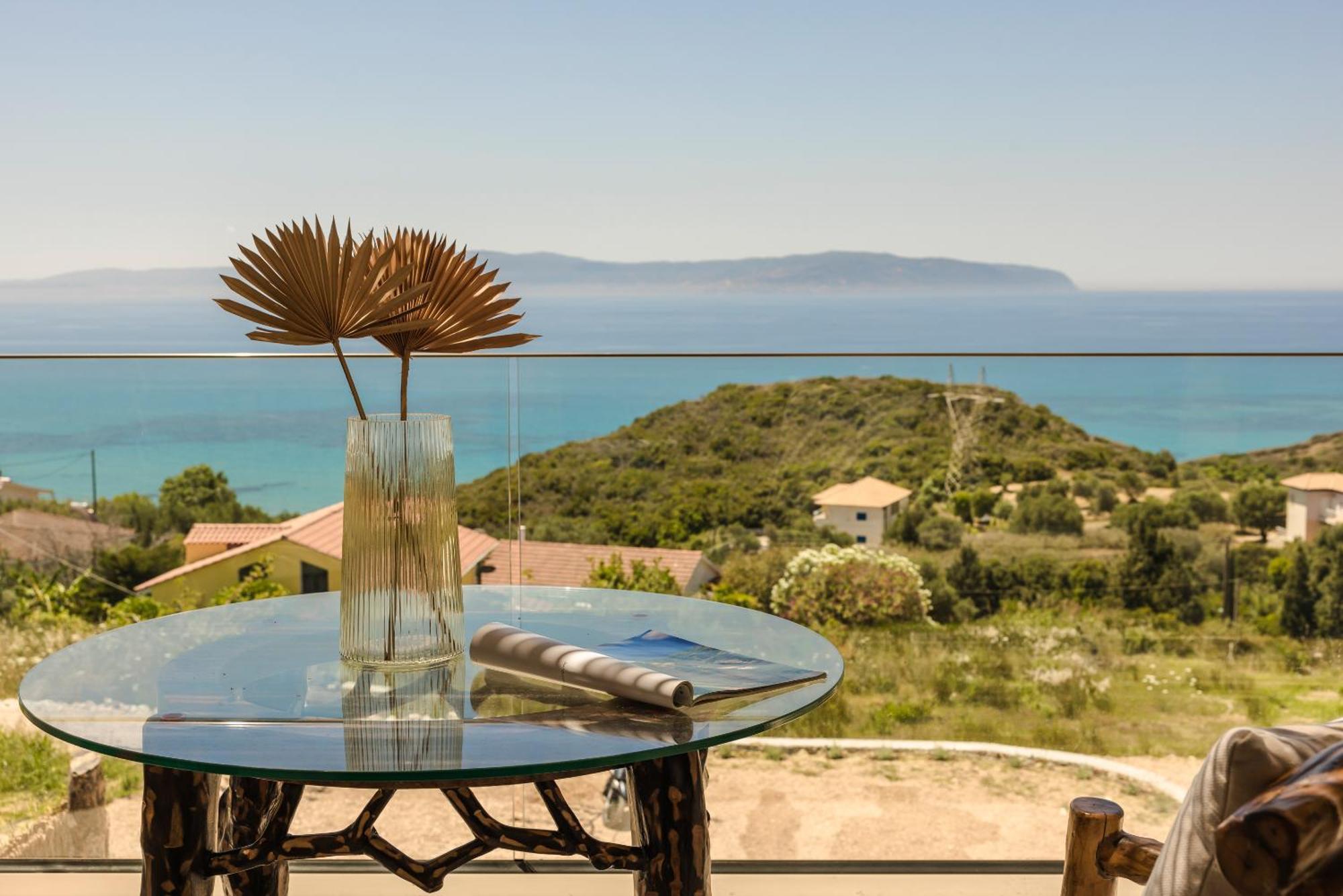 Hilaritas Luxury Suites Sea View, Private Pool & Jacuzzi Paradise Ratzaklion Exterior photo