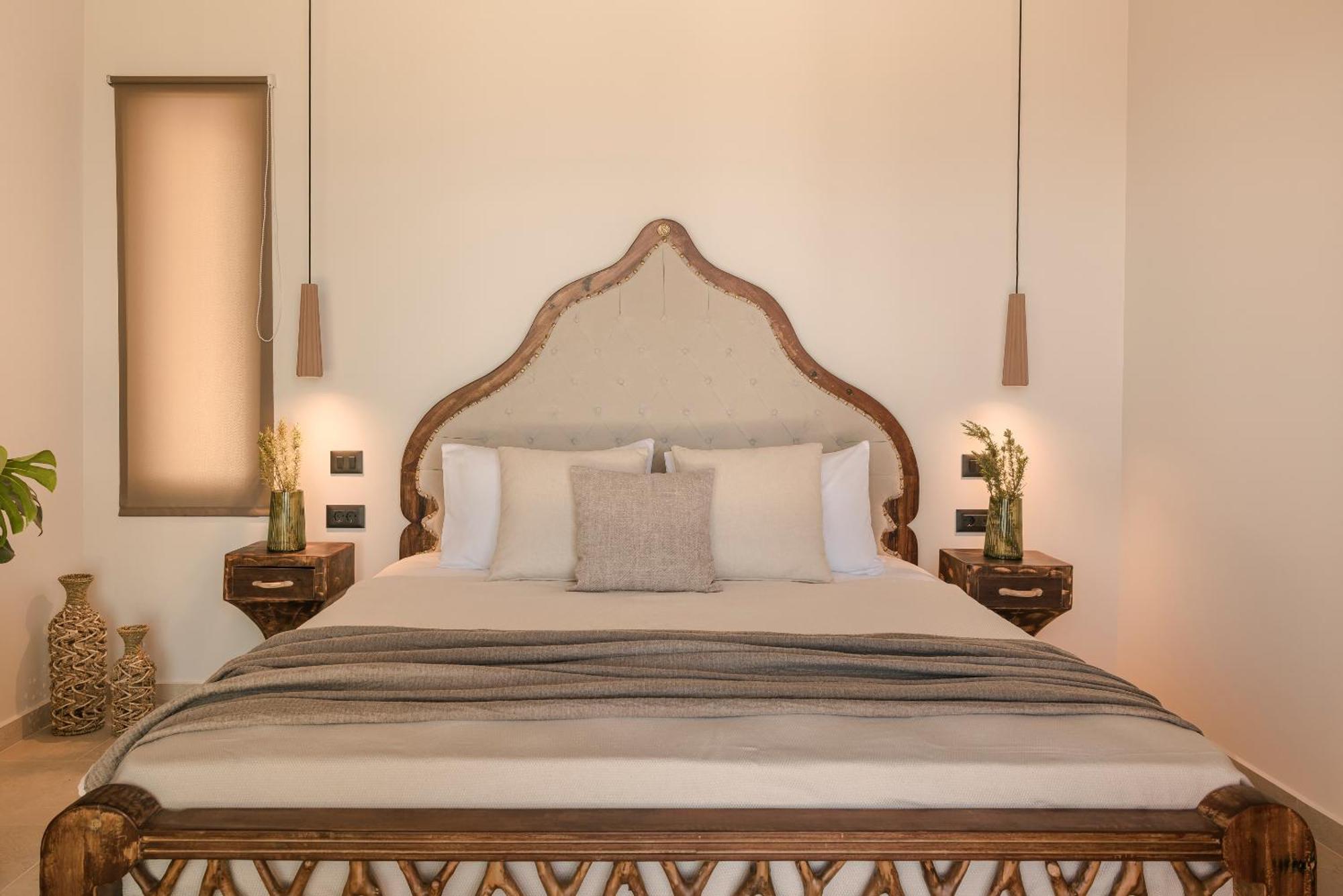 Hilaritas Luxury Suites Sea View, Private Pool & Jacuzzi Paradise Ratzaklion Exterior photo