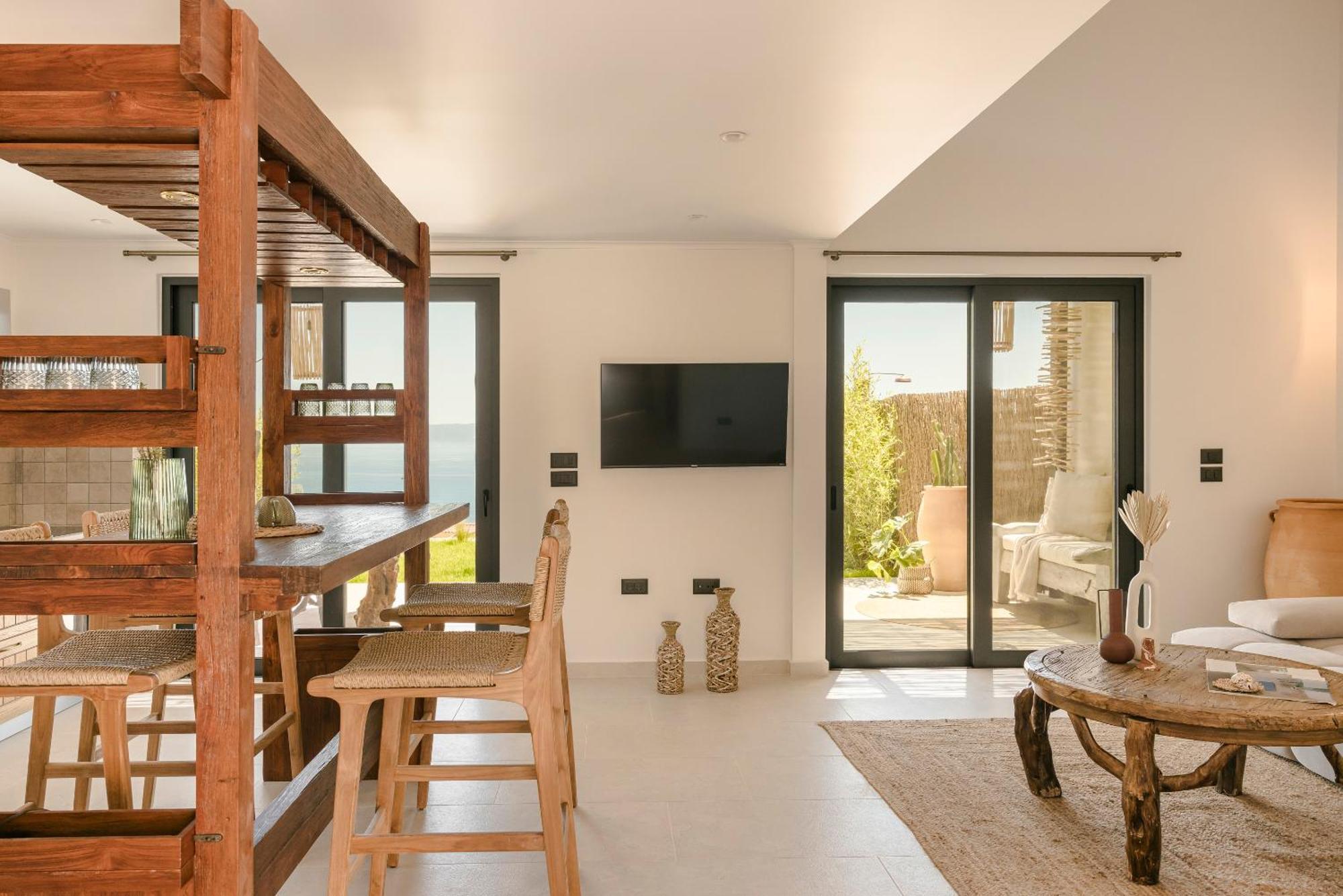 Hilaritas Luxury Suites Sea View, Private Pool & Jacuzzi Paradise Ratzaklion Exterior photo