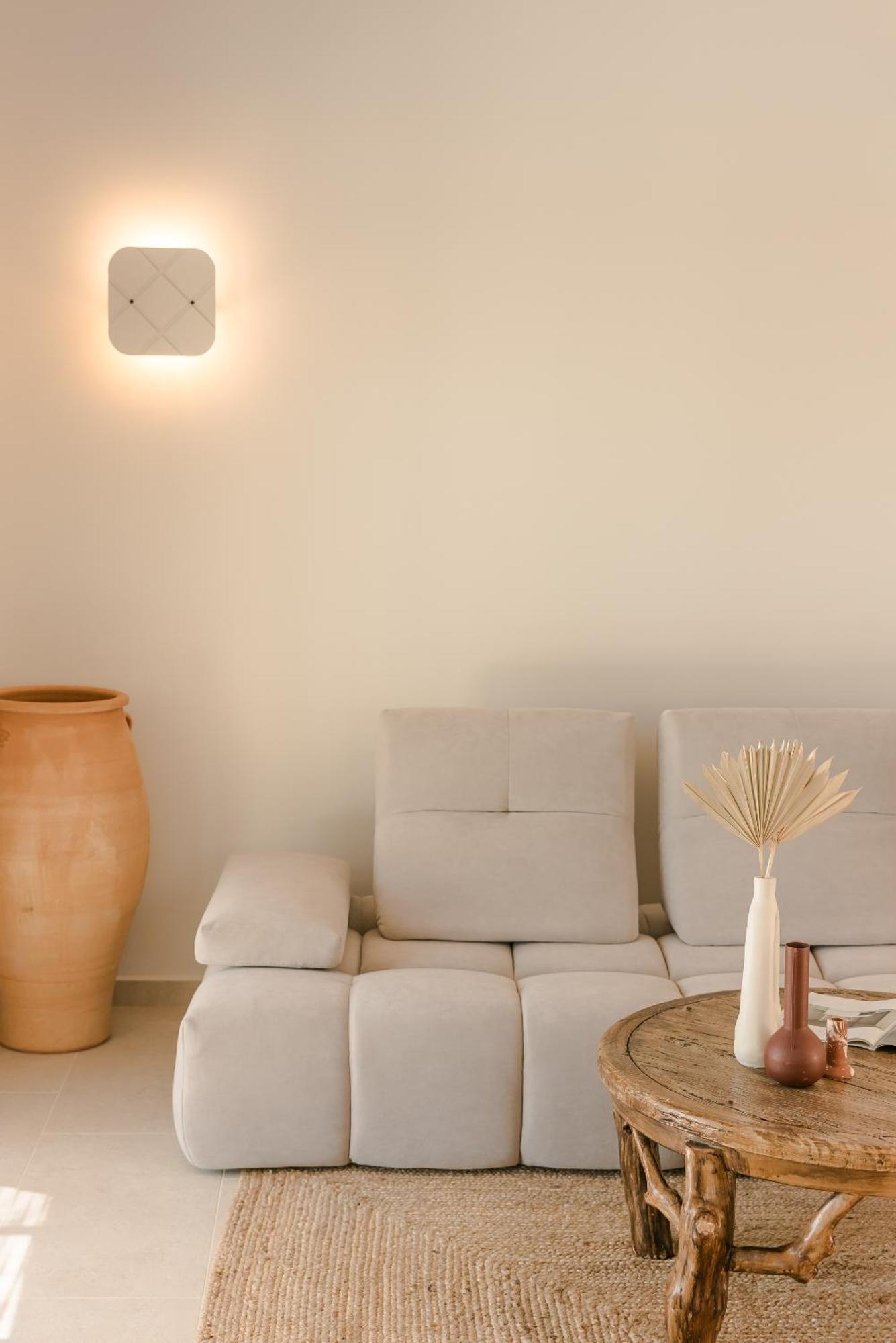Hilaritas Luxury Suites Sea View, Private Pool & Jacuzzi Paradise Ratzaklion Exterior photo
